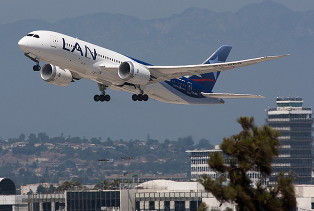 LAN Airlines.