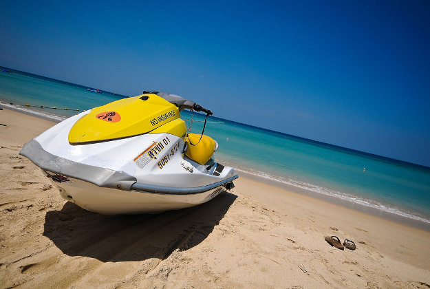 Thai authorities hope to crack down on jet ski scams. 