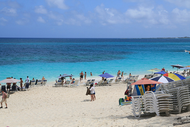 Police to use jet skis to patrol Bahamian  beaches.